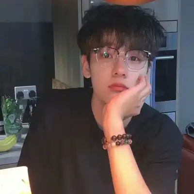 董萱